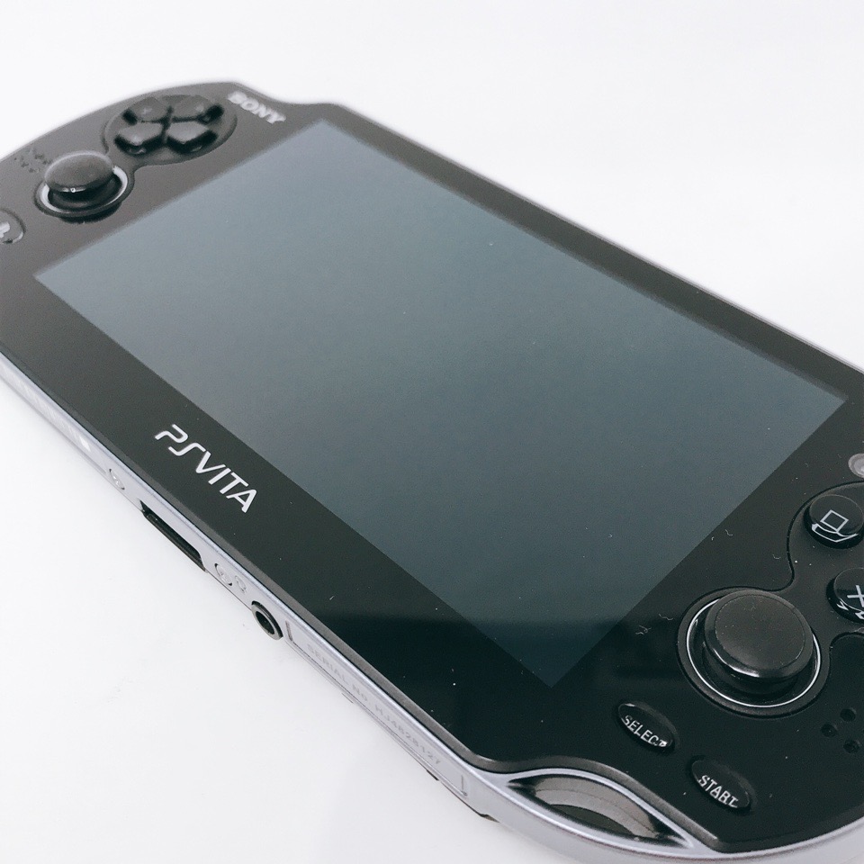 PlayStation Vita - PSVITA PCH-2000 BLACK 32GBメモリカード付きの+